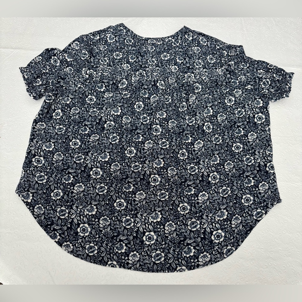 Falls Creek Floral Dark Navy/White Popover Split Neck Linen Blend Hi-low Hem XL - Picture 2 of 10